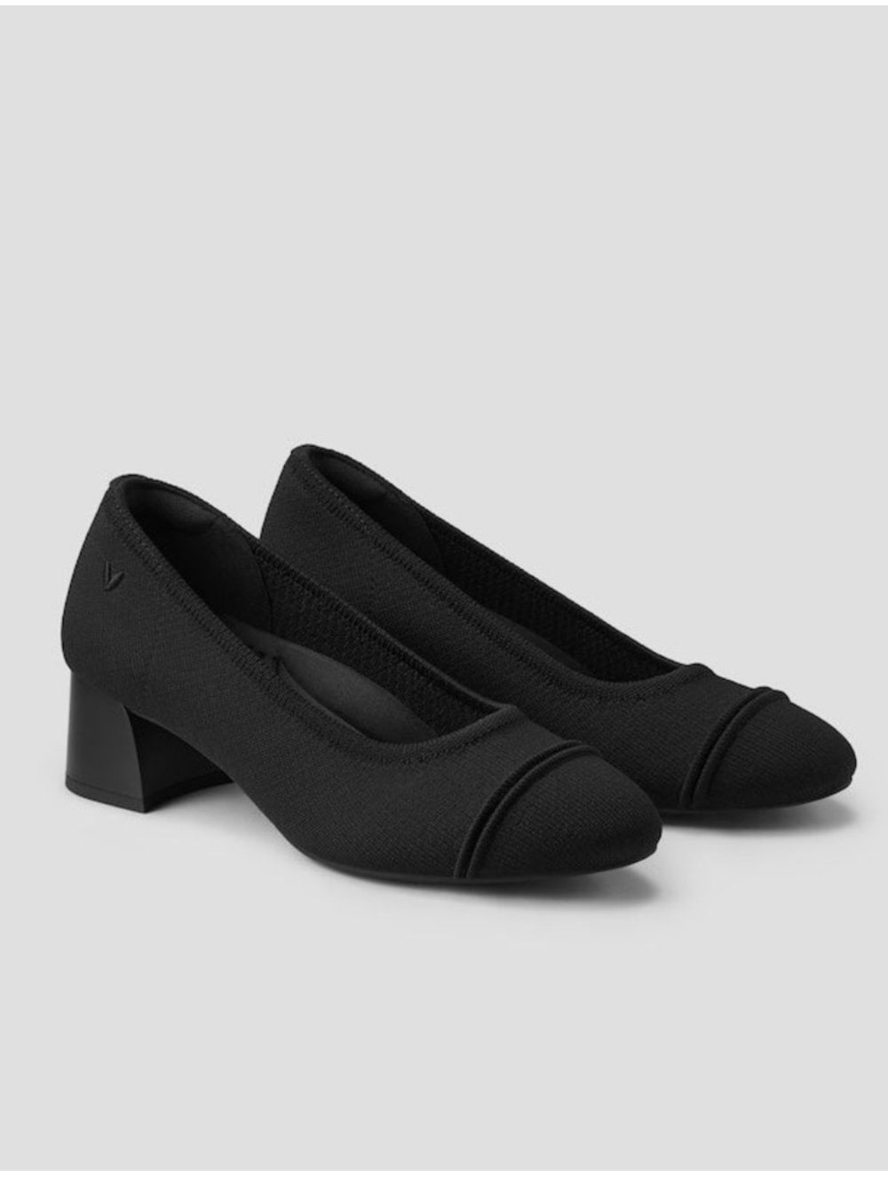 NEW Vivaia Julie 2.0 Black Heels 8.5